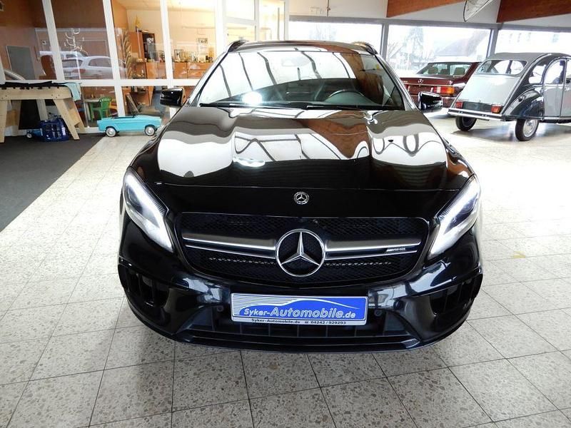 Gebraucht Mercedes GLA45 AMG AMG 381 PS (280 kW) 2018 Kosmosschwarz metallic SUV