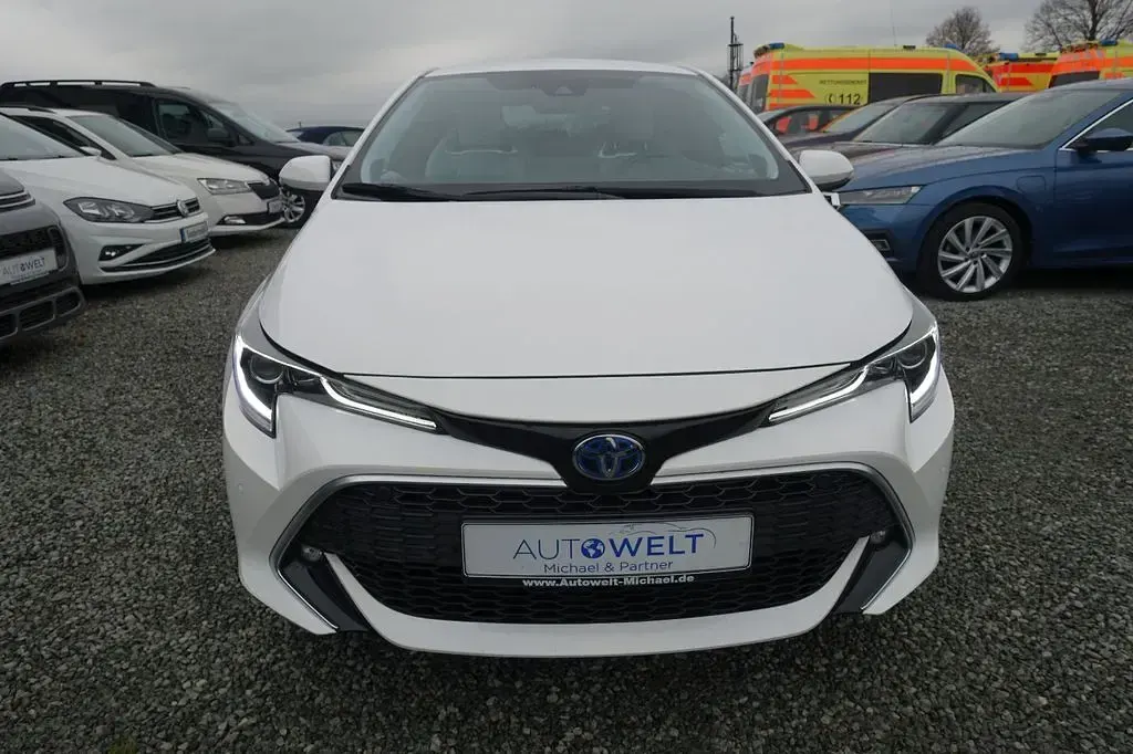 Gebraucht Toyota Corolla 152 PS (111 kW) 2020 Weiß Limousine