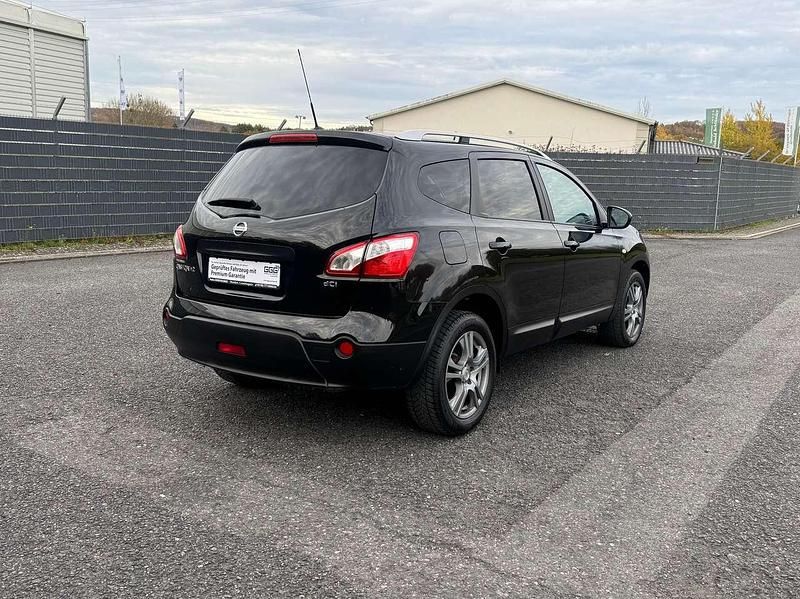 Gebraucht Nissan Qashqai +2 Acenta 150 PS (110 kW) 2011 Black (m) SUV
