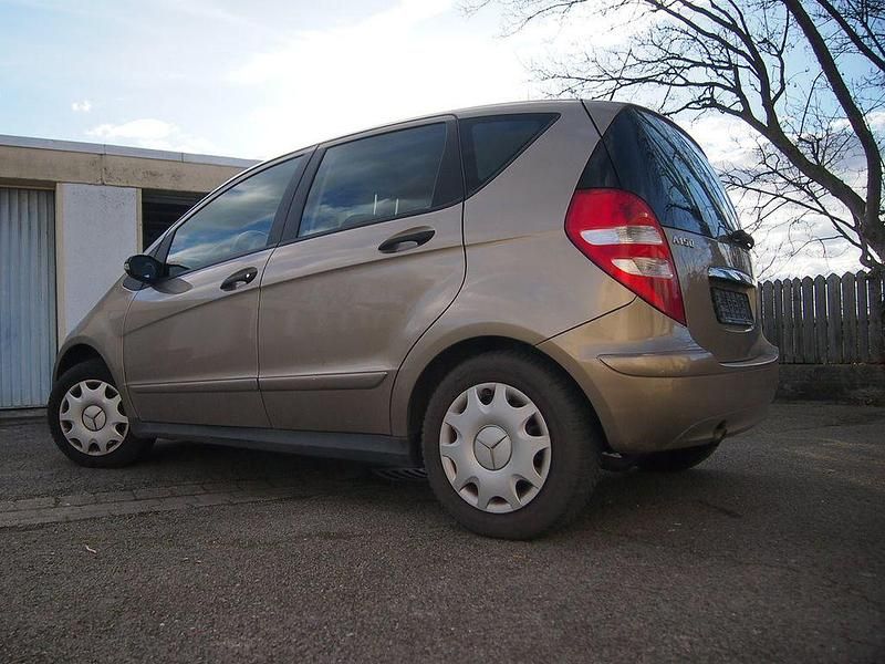 Gebraucht Mercedes A150 Classic 95 PS (69 kW) 2007 Beige Van / Kleinbus
