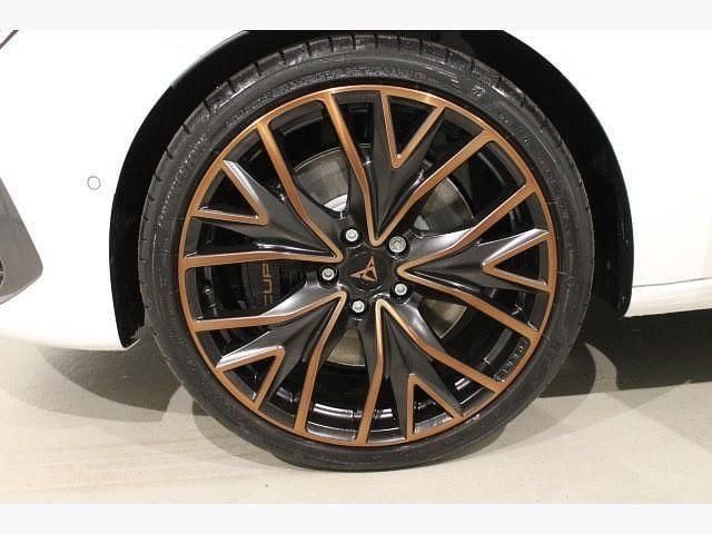 Gebraucht Cupra Leon 245 PS (180 kW) 2023 Weiß Limousine