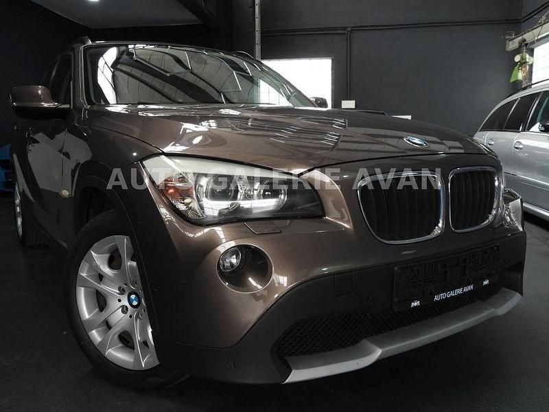 Braun Gebraucht 2010 BMW X1 Sport Line SUV | 7.500 € (Fairer Preis) - Bild 1/4