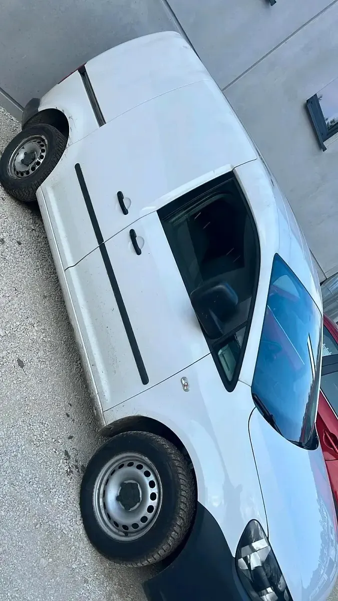 Usata VW Caddy 75 CV (55 kW) 2014 Bianco Monovolume