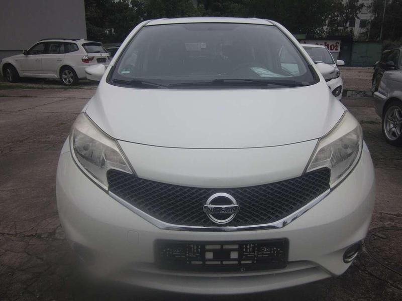 Weiß Gebraucht 2014 Nissan Note Acenta Van / Kleinbus | 4.800 € (Fairer Preis) - Bild 1/4