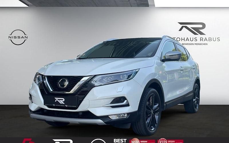 Pearl white (metallic) Gebraucht 2019 Nissan Qashqai N-Motion SUV | 15.990 € (Fairer Preis) - Bild 1/4