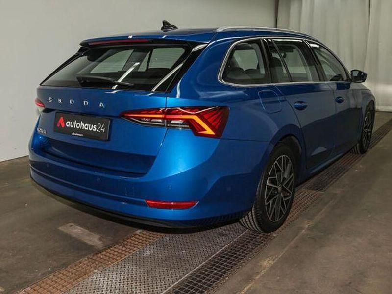 Gebraucht Skoda Octavia Style 150 PS (110 kW) 2022 Blau Kombi