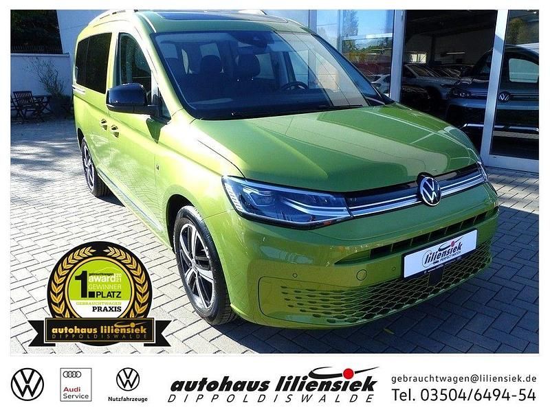 Grün Gebraucht 2021 VW Caddy Maxi Style Van / Kleinbus | 32.880 € (Fairer Preis) - Bild 1/4