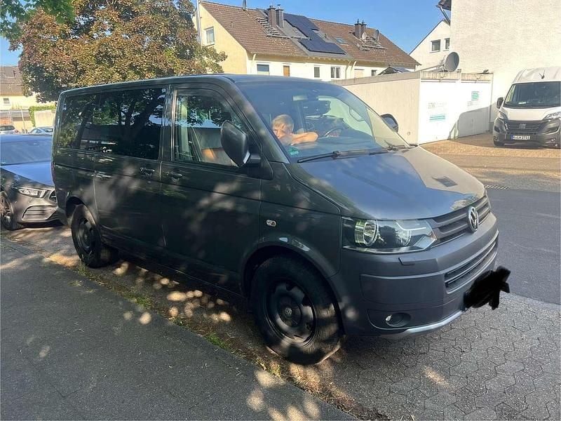 Grau Gebraucht 2011 VW T5 PanAmericana Van | 12.000 € (Fairer Preis) - Bild 1/2