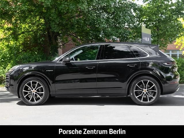 Gebraucht Porsche Cayenne 470 PS (345 kW) 2025 Schwarz SUV