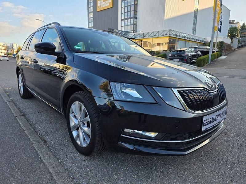 Schwarz Gebraucht 2020 Skoda Octavia Style Kombi | 17.490 € (Fairer Preis) - Bild 1/4