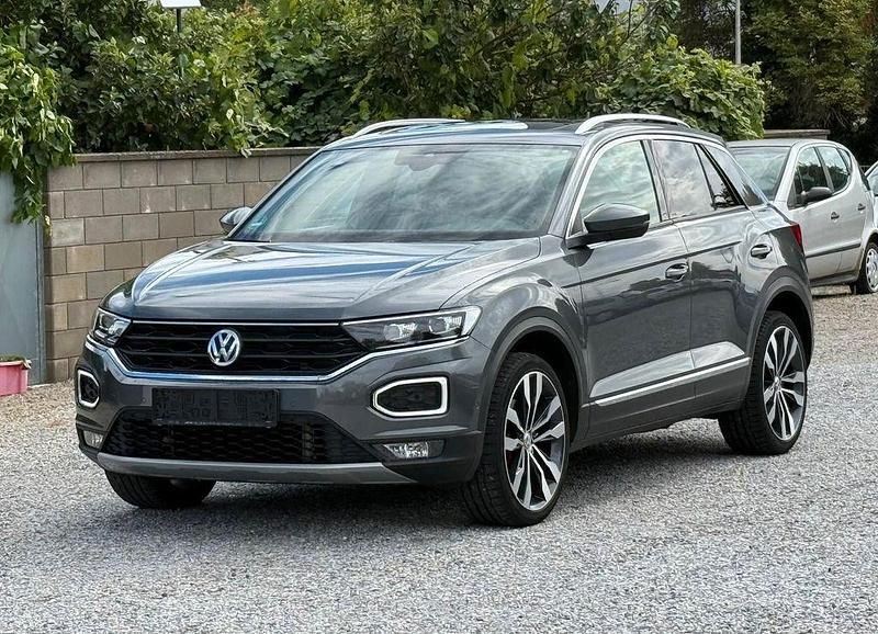Grau Gebraucht 2018 VW T-Roc Sportline SUV | 18.950 € (Fairer Preis) - Bild 1/4