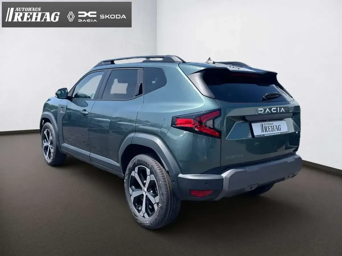 Neu Dacia Duster Journey 131 PS (96 kW) 2025 Zedergrün SUV