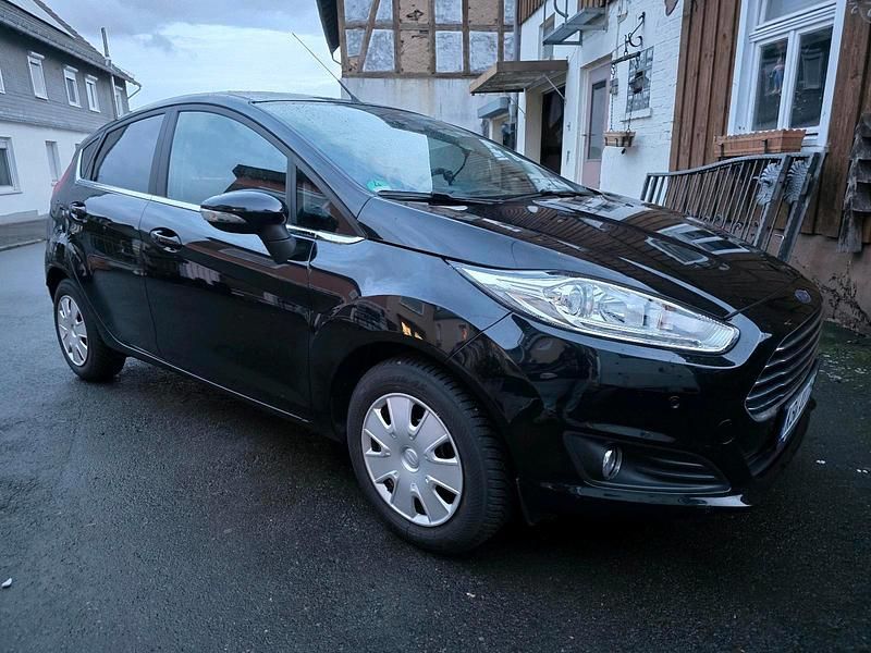 Gebraucht Ford Fiesta 100 PS (73 kW) 2015 Schwarz Limousine