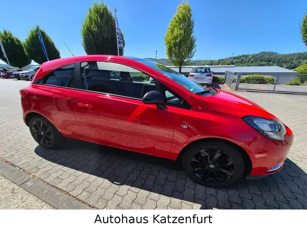 Gebraucht Opel Corsa Color Edition 90 PS (66 kW) 2016 Rot Kleinwagen