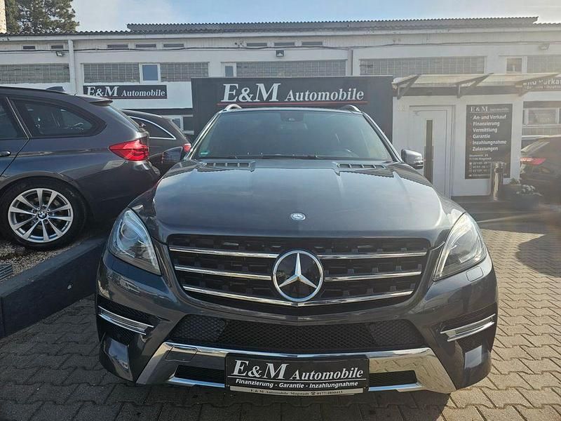 Gebraucht Mercedes ML350 AMG 258 PS (189 kW) 2013 Grau SUV
