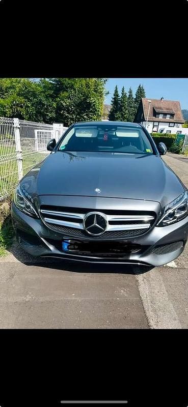 Gebraucht 2017 Mercedes C180 Limousine | 23.150 € (Teuer) - Bild 1/4