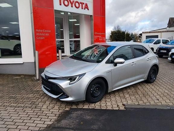 Gebraucht Toyota Corolla 122 PS (89 kW) 2021 Cosmicsilber metallic