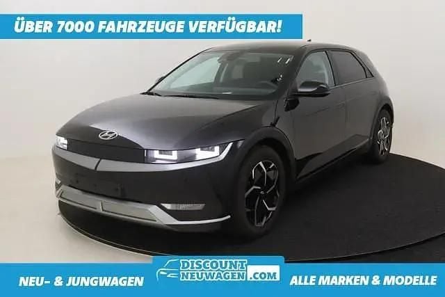 Phantom black Gebraucht 2022 Hyundai Ioniq 5 SUV | 27.207 € (Fairer Preis) - Bild 1/4