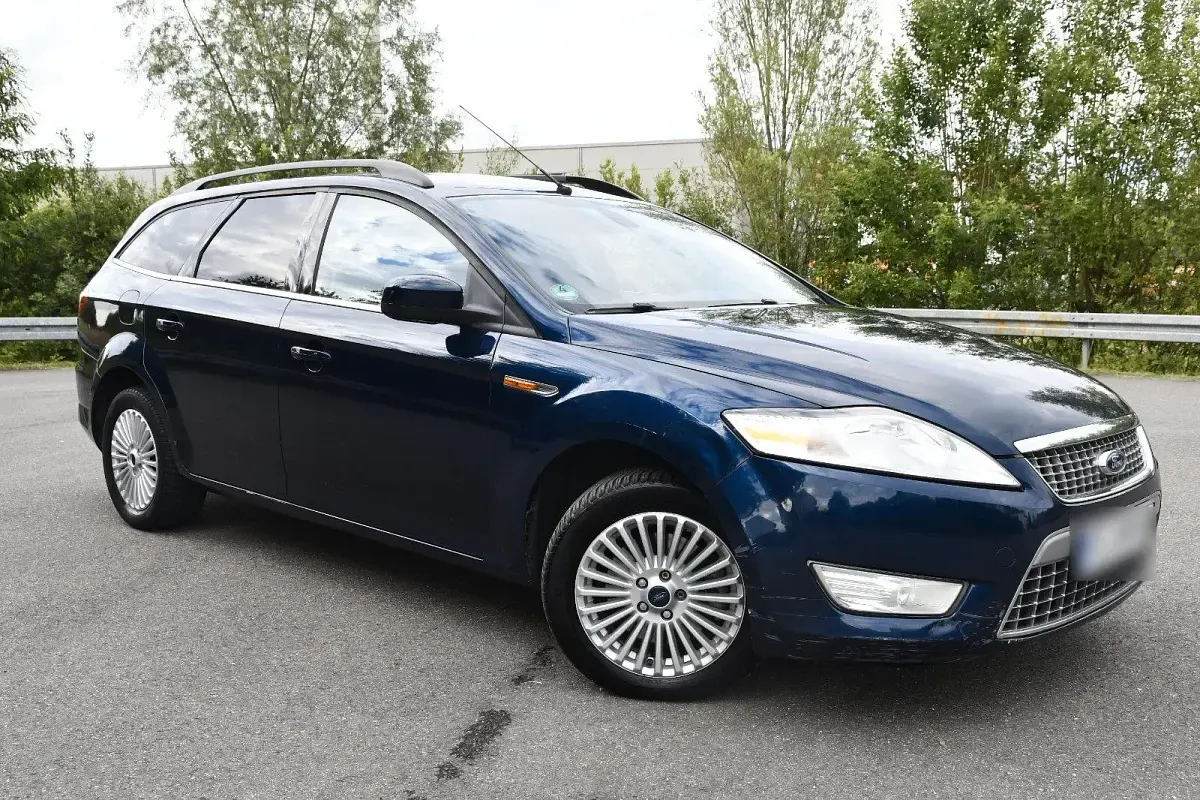 Gebraucht Ford Mondeo Titanium 175 PS (128 kW) 2009 Blau Kombi