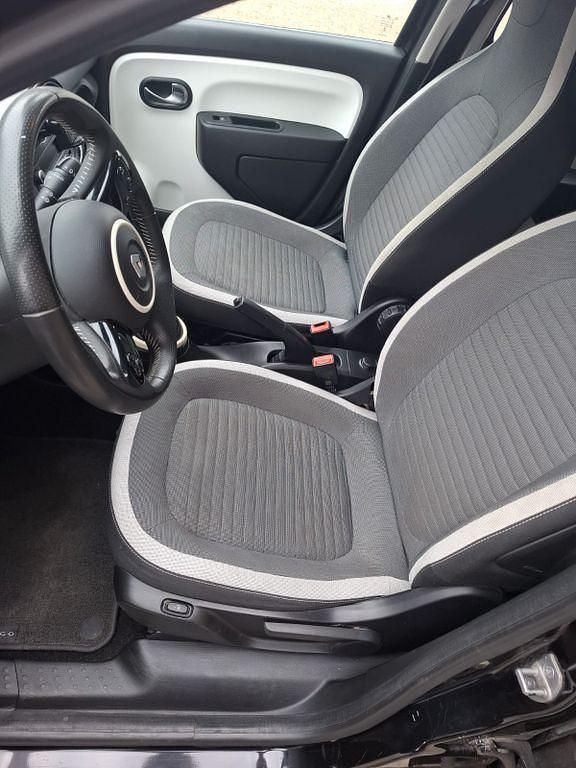 Gebraucht Renault Twingo Life 71 PS (52 kW) 2015 Schwarz Kleinwagen