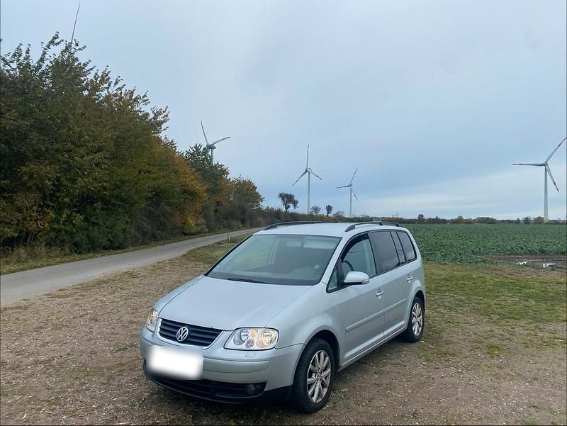 Gebraucht VW Touran 101 PS (74 kW) 2003 Silber Van / Kleinbus