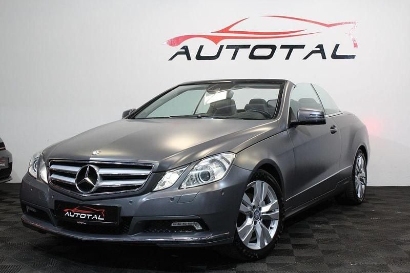 Gebraucht Mercedes E250 204 PS (150 kW) 2011 Silber Cabrio
