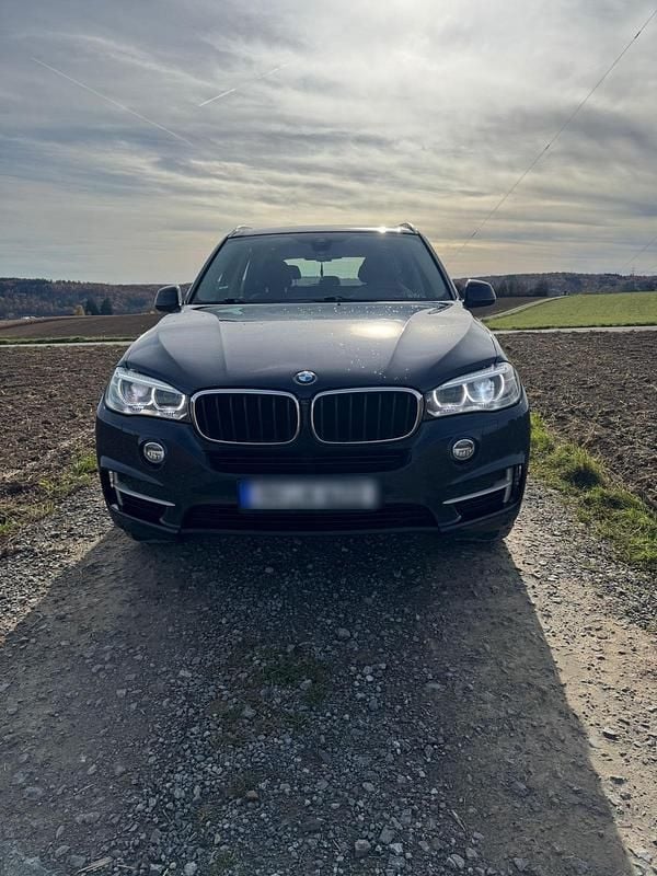 Blau Gebraucht 2016 BMW X5 SUV | 19.700 € (Superpreis) - Bild 1/4