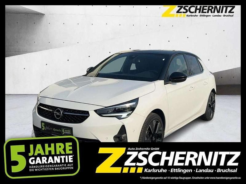 Gebraucht Opel Corsa-e GS Line 100 kW (136 PS) 2022 Jade weiss/arktis weiss Kleinwagen