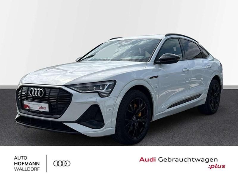 Gletscherweiß metallic Gebraucht 2022 Audi e-tron Sportback Ambiente SUV | 48.890 € - Bild 1/4
