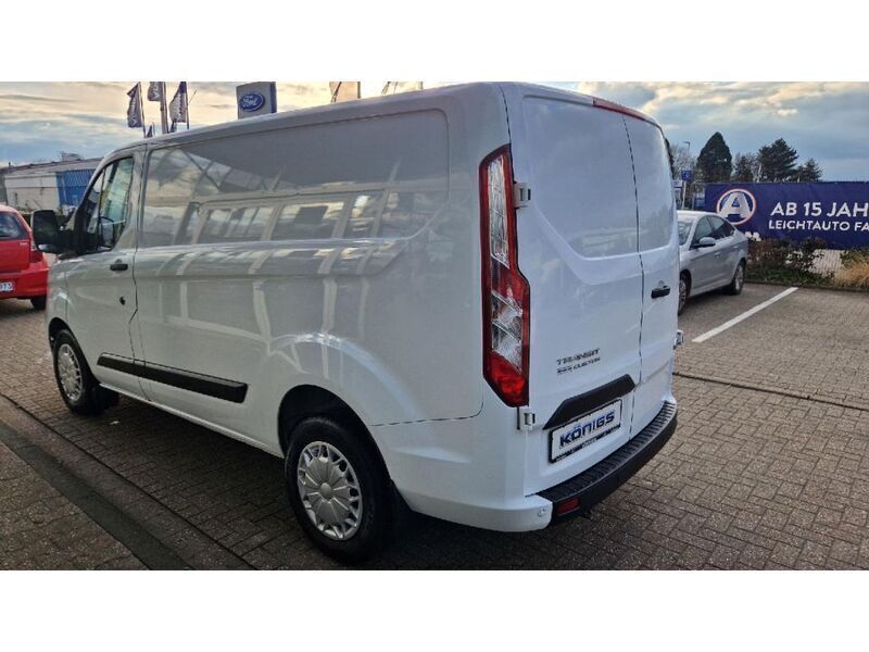 Gebraucht Ford Transit Custom Trend 131 PS (96 kW) 2022 Frostweiß Van