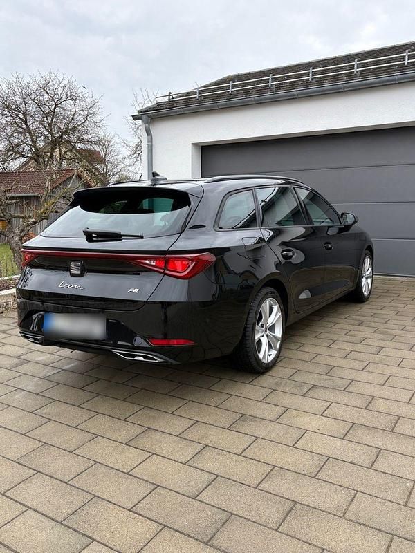 Gebraucht Seat Leon FR 131 PS (96 kW) 2022 Schwarz Kombi