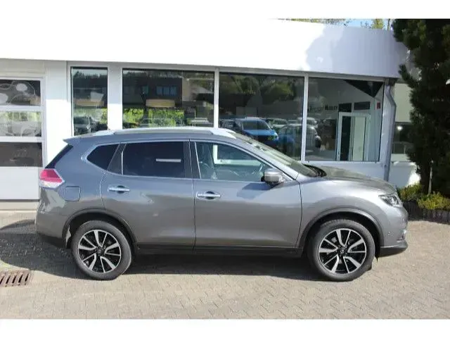 Gebraucht Nissan X-Trail 360º 163 PS (119 kW) 2017 Grau SUV