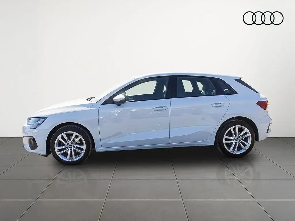 Gebraucht Audi A3 S-Line 110 PS (80 kW) 2022 Weiß Limousine