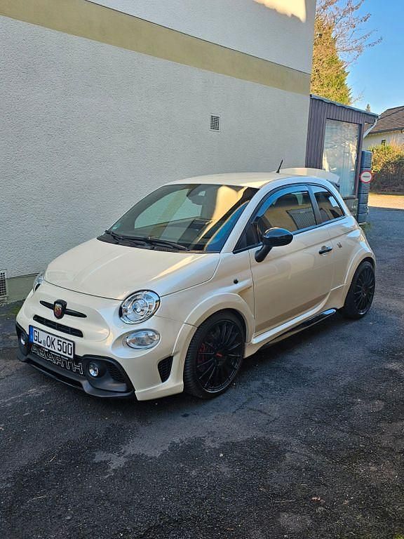 Gebraucht Abarth 500 135 PS (99 kW) 2013 Weiß Kleinwagen