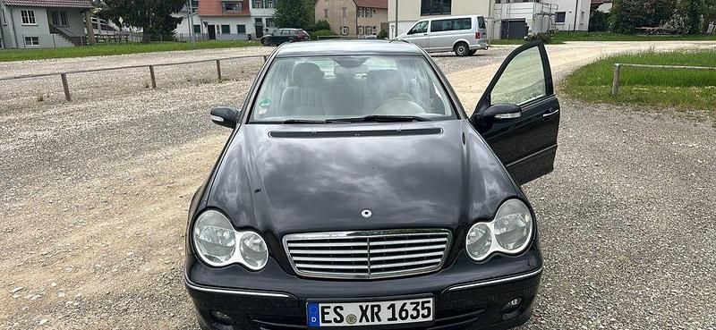 Gebraucht Mercedes C180 Elegance 194 PS (142 kW) 2006 Schwarz Limousine