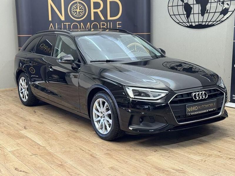Gebraucht Audi A4 150 PS (110 kW) 2022 Mythosschwarz metall (metallic) Kombi