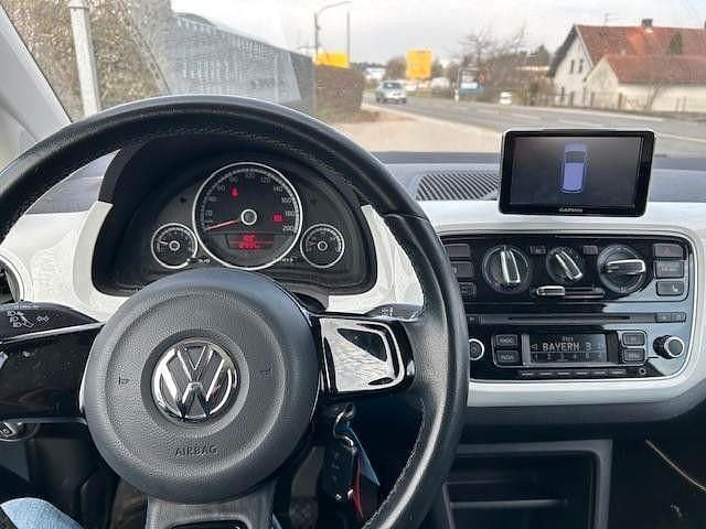 Gebraucht VW up! 75 PS (55 kW) 2013 Weiß Kleinwagen