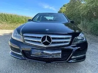 Gebraucht Mercedes C180 Avantgarde 156 PS (114 kW) 2012 Schwarz Limousine