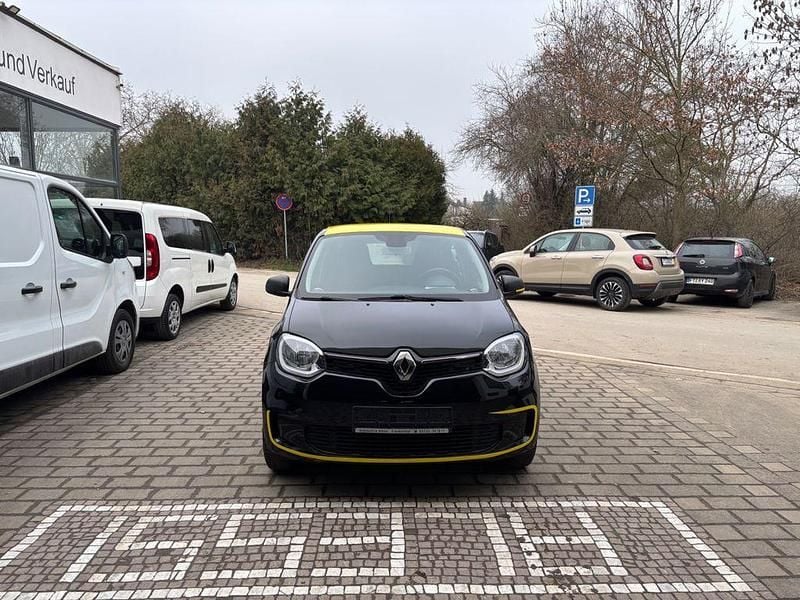 Schwarz Gebraucht 2020 Renault Twingo Life Kleinwagen | 7.690 € (Guter Preis) - Bild 1/4