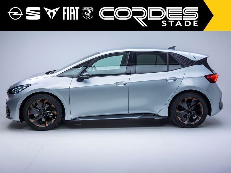 Gebraucht Cupra Born 169 kW (231 PS) 2024 Silber Kleinwagen