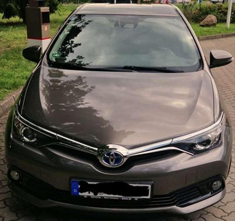 Gebraucht Toyota Auris Hybrid Edition-S 99 PS (72 kW) 2017 Grau Limousine