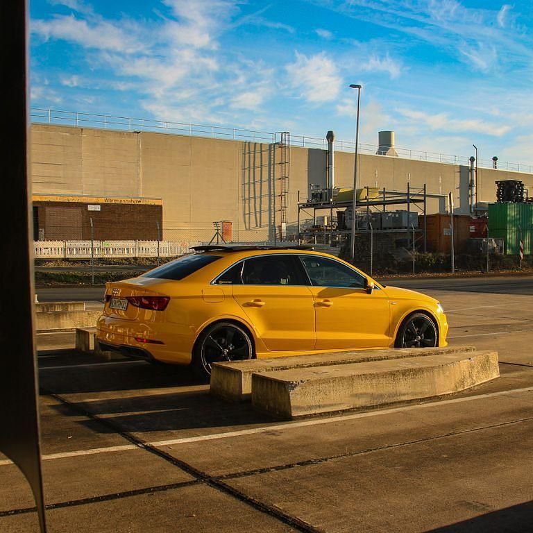 Gebraucht Audi A3 S-Line 150 PS (110 kW) 2018 Gelb Limousine