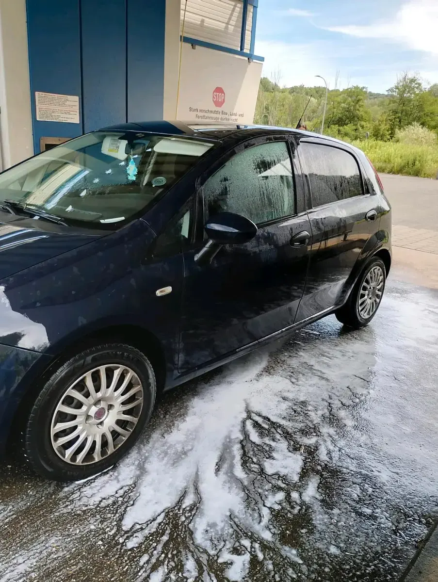 Gebraucht Fiat Punto 79 PS (58 kW) 2009 Blau Kleinwagen
