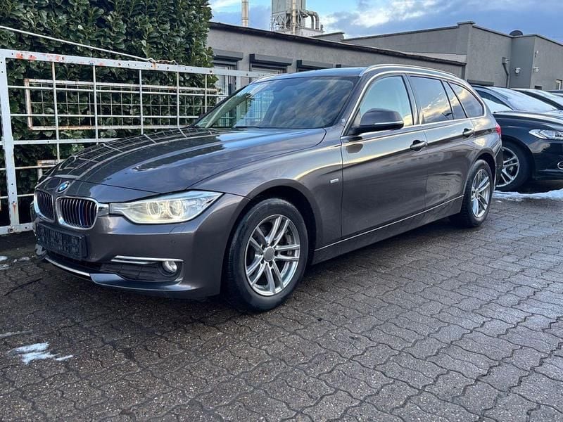 Gebraucht BMW 320 Luxury Line 184 PS (135 kW) 2013 Braun Kombi
