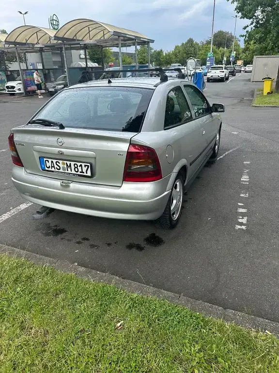 Gebraucht Opel Astra Njoy 101 PS (74 kW) 2003 Silber Limousine