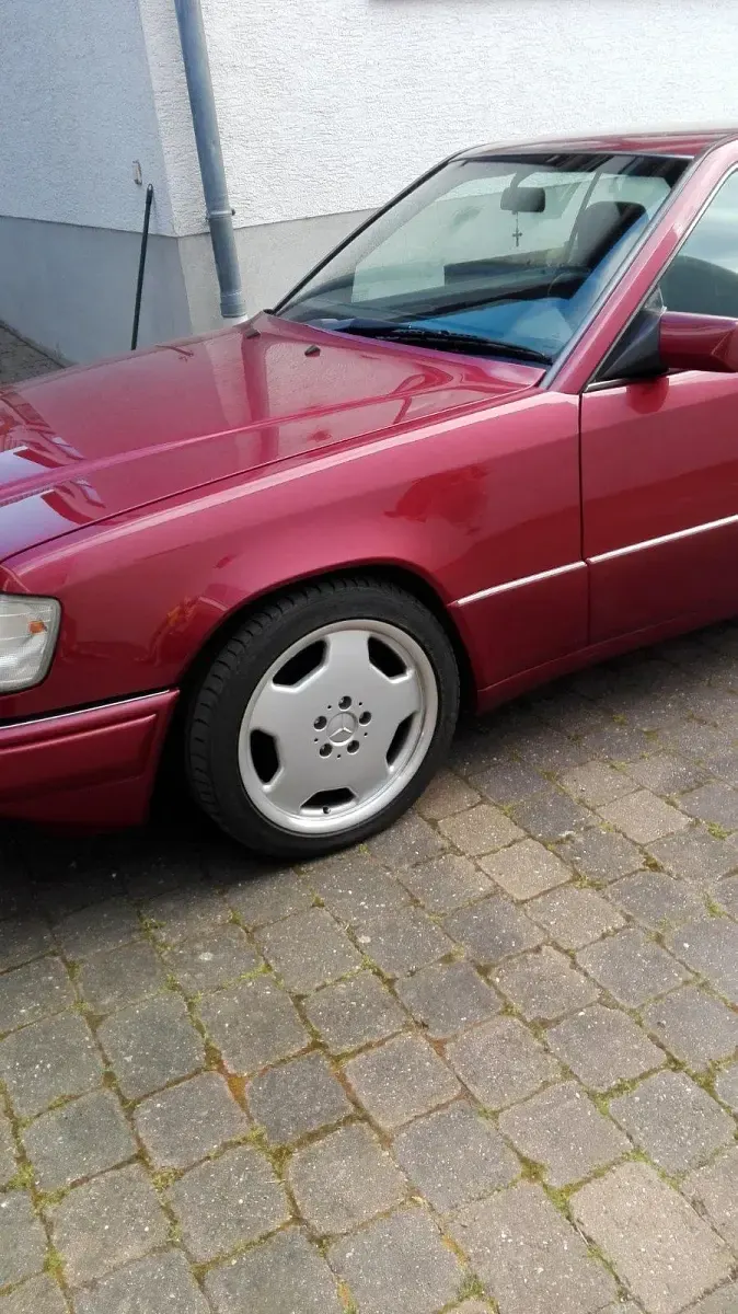 Gebraucht Mercedes E320 220 PS (161 kW) 1995 Rot Coupé