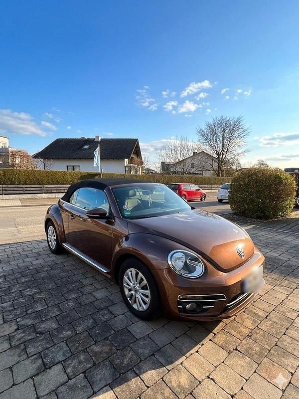 Gebraucht VW Beetle Cabriolet Allstar 110 PS (80 kW) 2016 Braun Cabrio