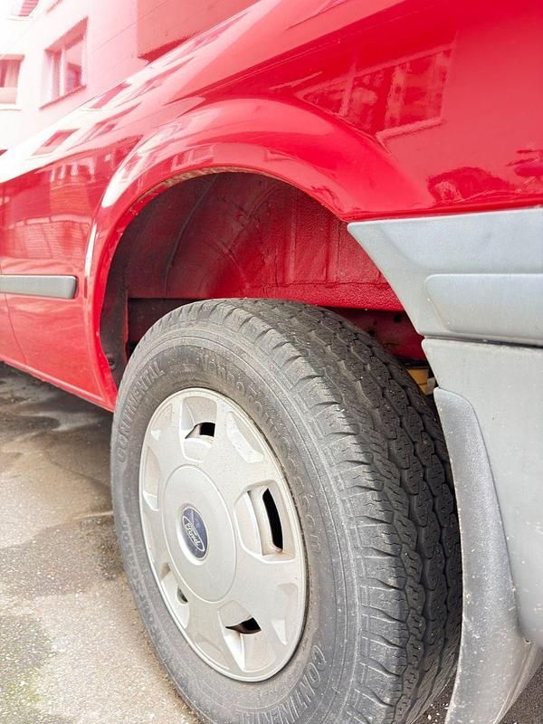 Second-hand Ford Transit 101 CP (74 kW) 2010 Roșu Monovolum