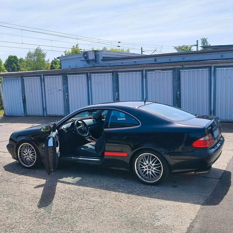 Gebraucht Mercedes CLK200 170 PS (125 kW) 2002 Andere farben Coupé