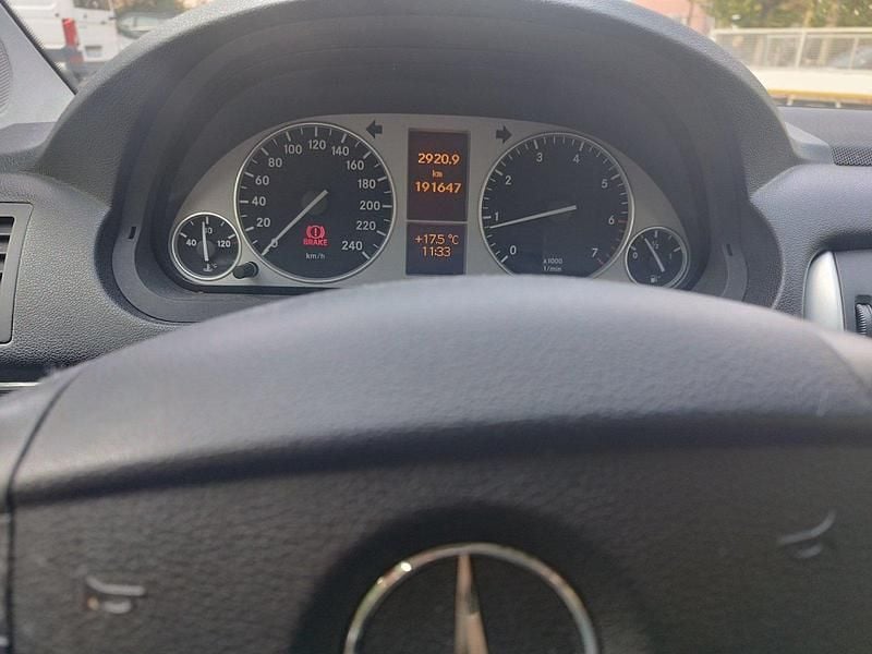 Gebraucht Mercedes B170 116 PS (85 kW) 2008 Grau Van / Kleinbus